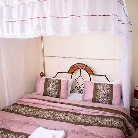Mercy-Phillips Apartments Located At Eagle Tower Building Nairobi City Centre Exterior photo