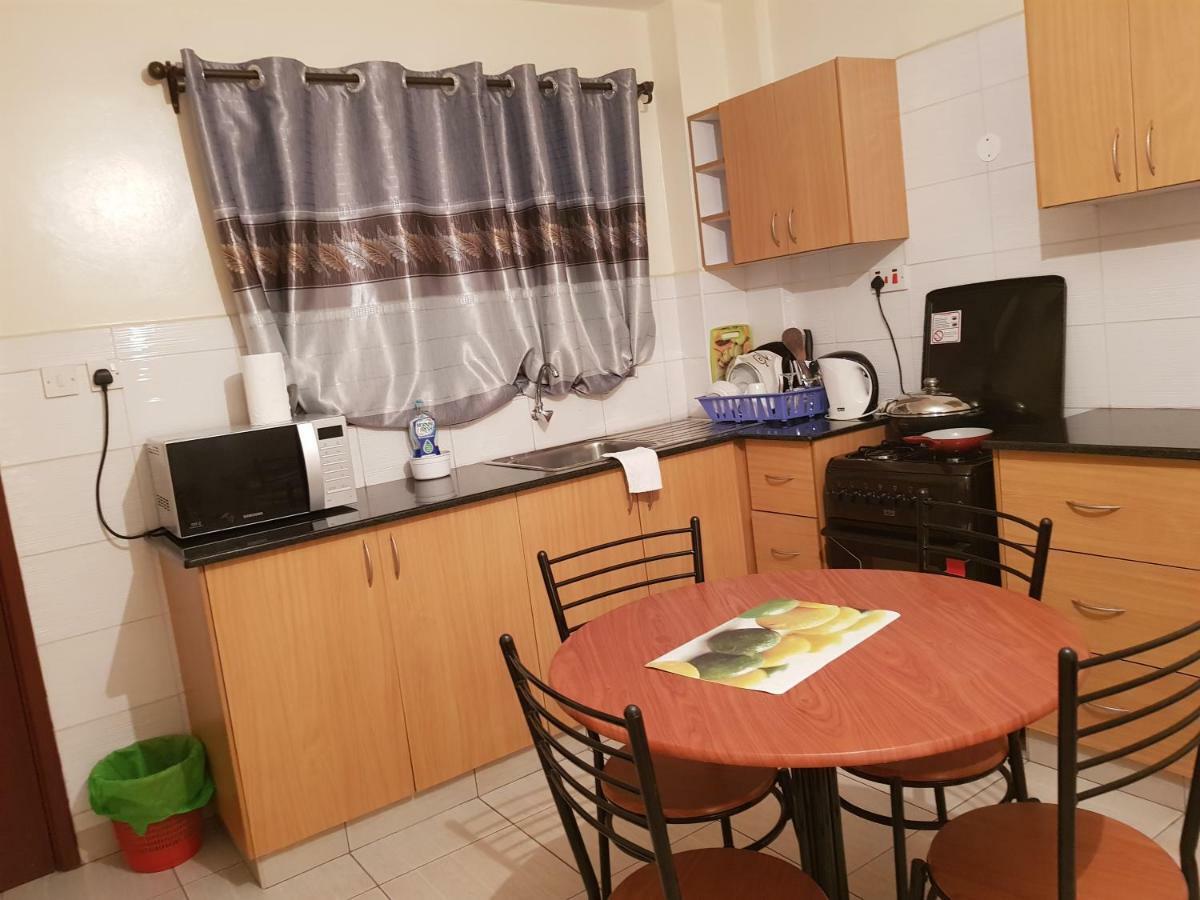 Mercy-phillips Located At Eagle Tower Building Centre Apartment