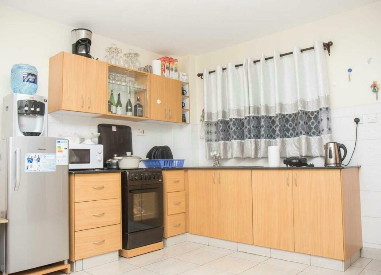 Apartment Mercy-phillips Located At Eagle Tower Building Centre *