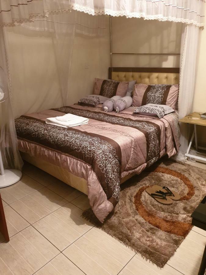 Apartment Mercy-phillips Located At Eagle Tower Building Centre