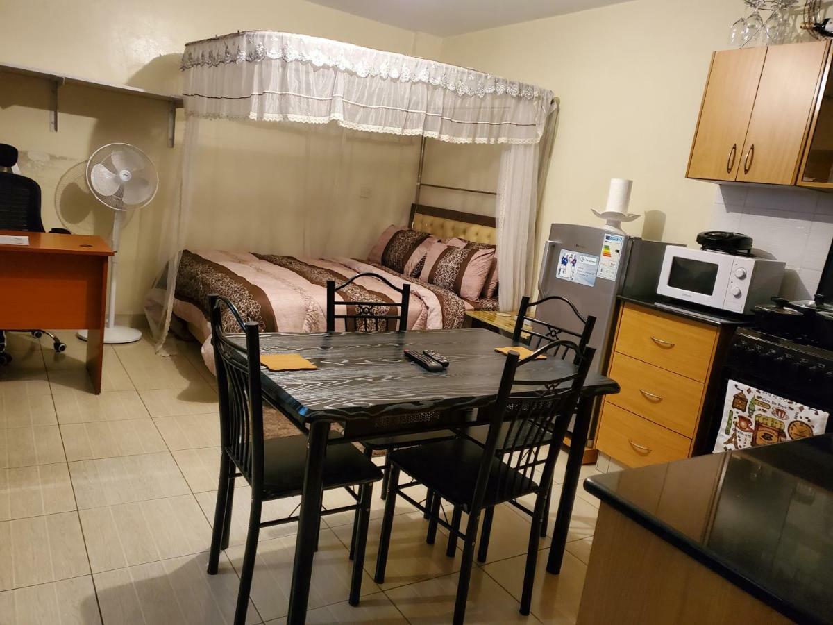 Apartment Mercy-phillips Located At Eagle Tower Building Centre
